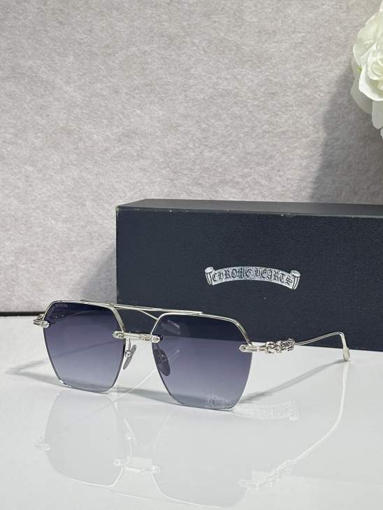 Picture of Chrome Hearts Sunglasses _SKUfw79760777fw